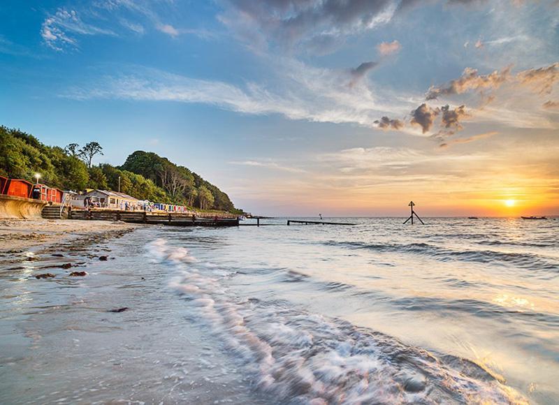 Beau - Brambles Chine, Colwell Bay - 5 Star Wifi - Short Walk To The Hut And Beach - 1 Night Stays Available - Ferry Offers Freshwater Ngoại thất bức ảnh